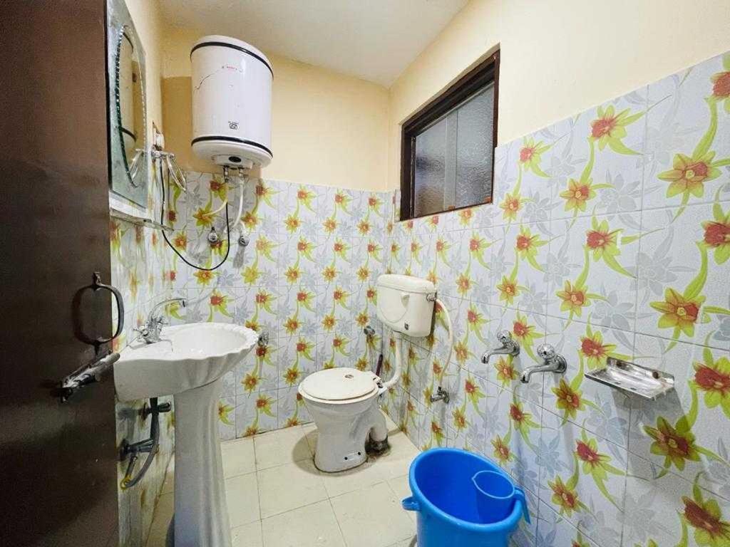 Hotel O Desire Guest House Сринагар Экстерьер фото